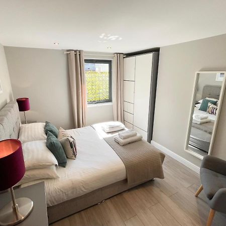 אוקספורד Urban Living'S - The Wesley Beautiful City Centre Apartment With Balcony מראה חיצוני תמונה